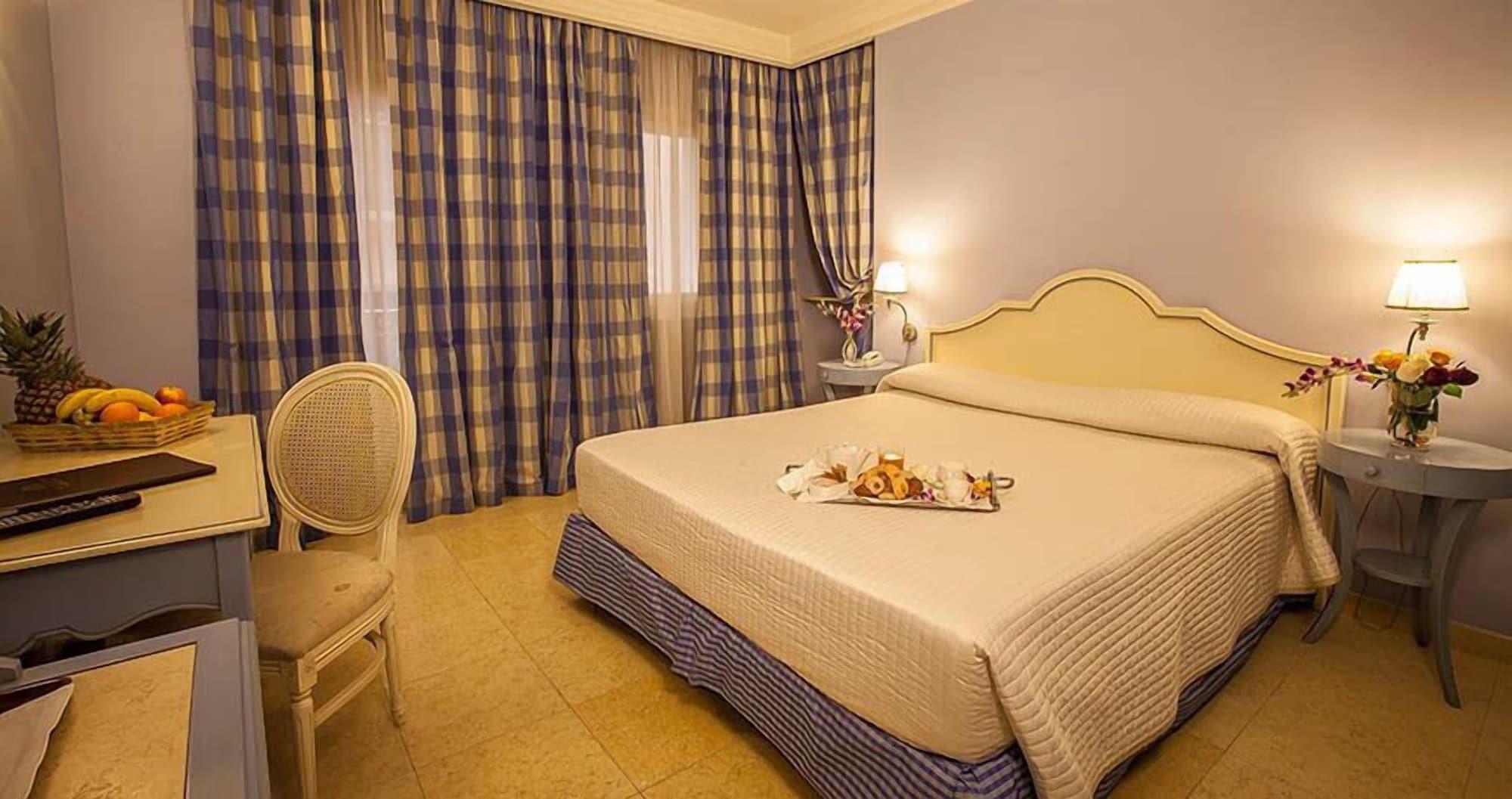 Palace Hotel Вьесте Экстерьер фото